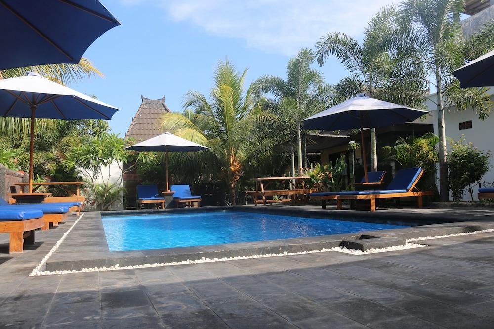 Color Cottage Gili Air Exterior photo